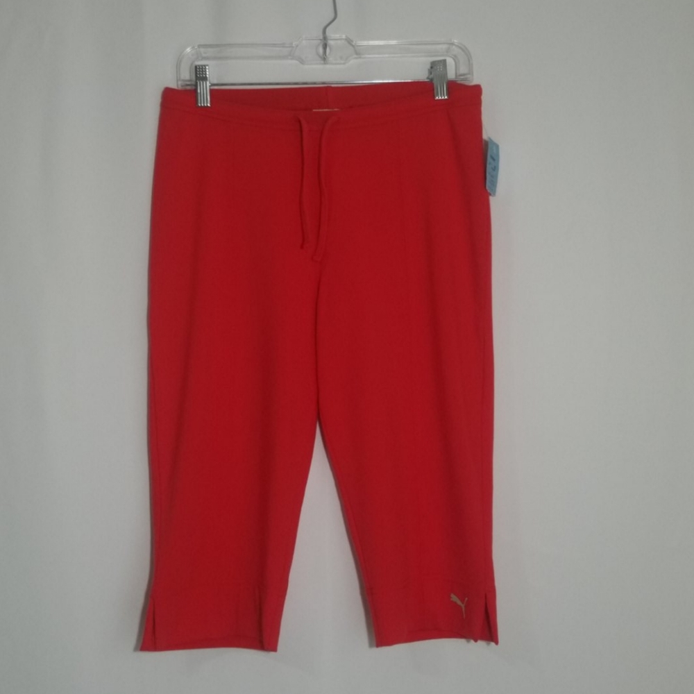 NWOT Puma Capri wide leg yoga pants, size Medium